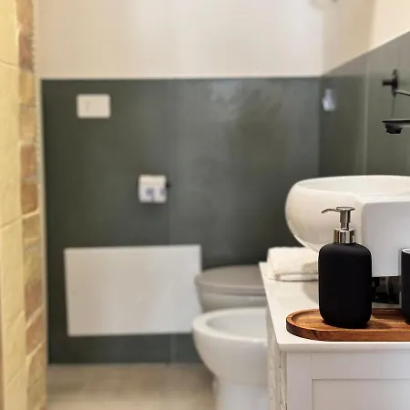 Apartamento 27, Centro, Cagliari, Sardinia *