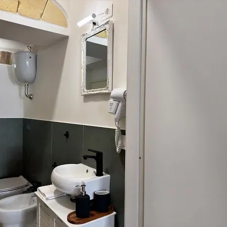 27, Centro, Cagliari, Sardinia Apartman *