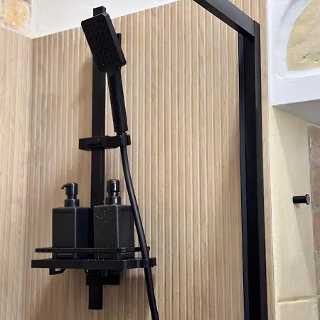 27, Centro, Cagliari, Sardinia *