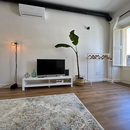 27, Centro, Cagliari, Sardinia Apartman